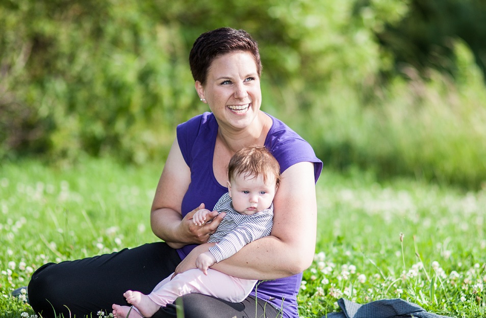 Erfahrung Familienwiege FitmitBaby Fitdankkind Mamafitness Workout Tragehilfe